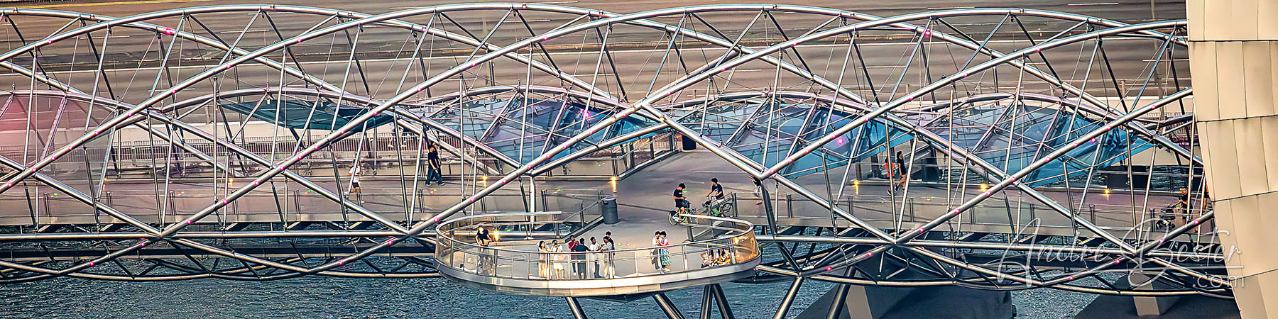 Helix Bridge
